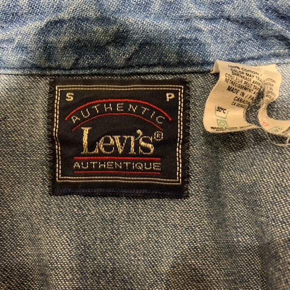 Rare Vintage Levi’s Women Small Denim Button Up Long Sleeve - Picture 3 of 14